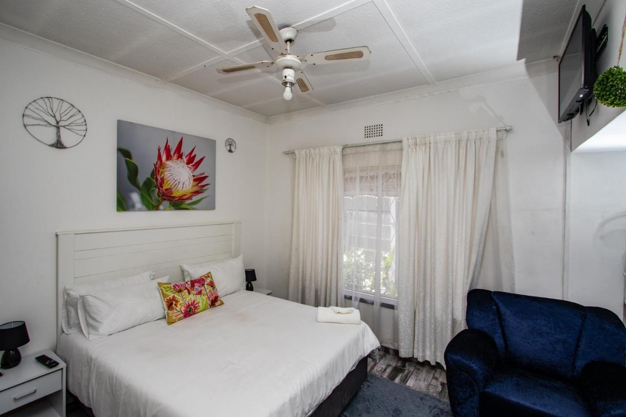 Willow Guest House Боксбурґ Екстер'єр фото