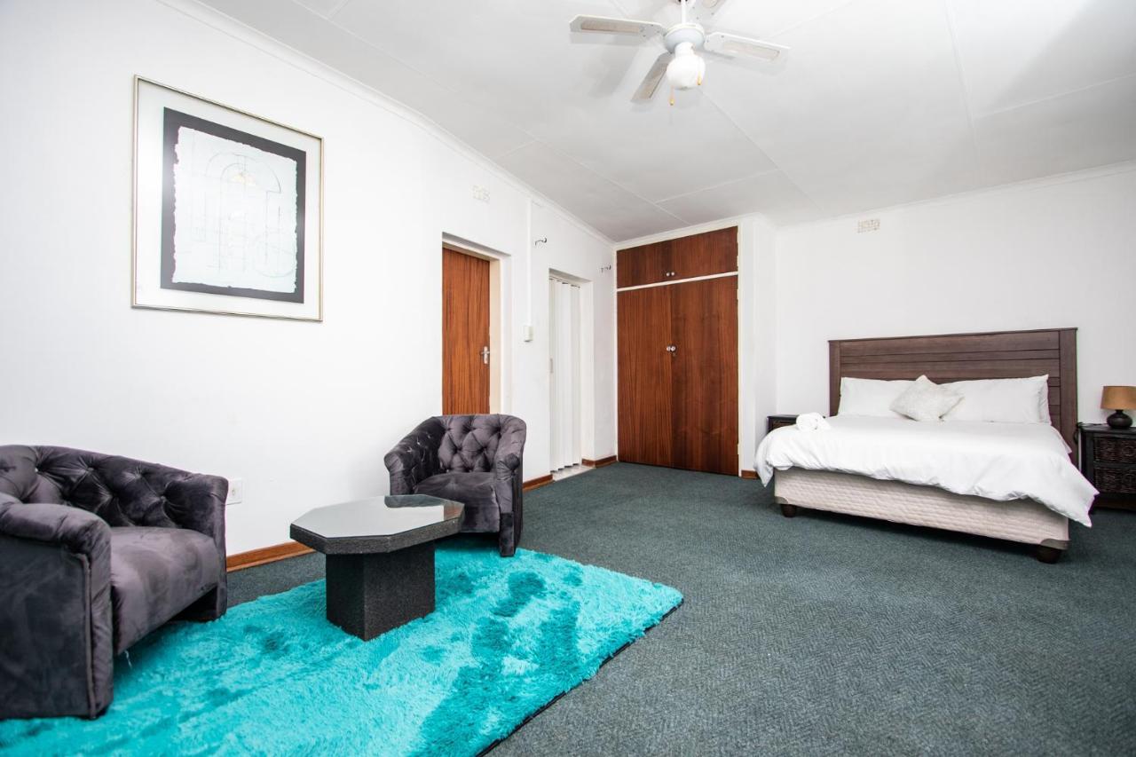 Willow Guest House Боксбурґ Екстер'єр фото