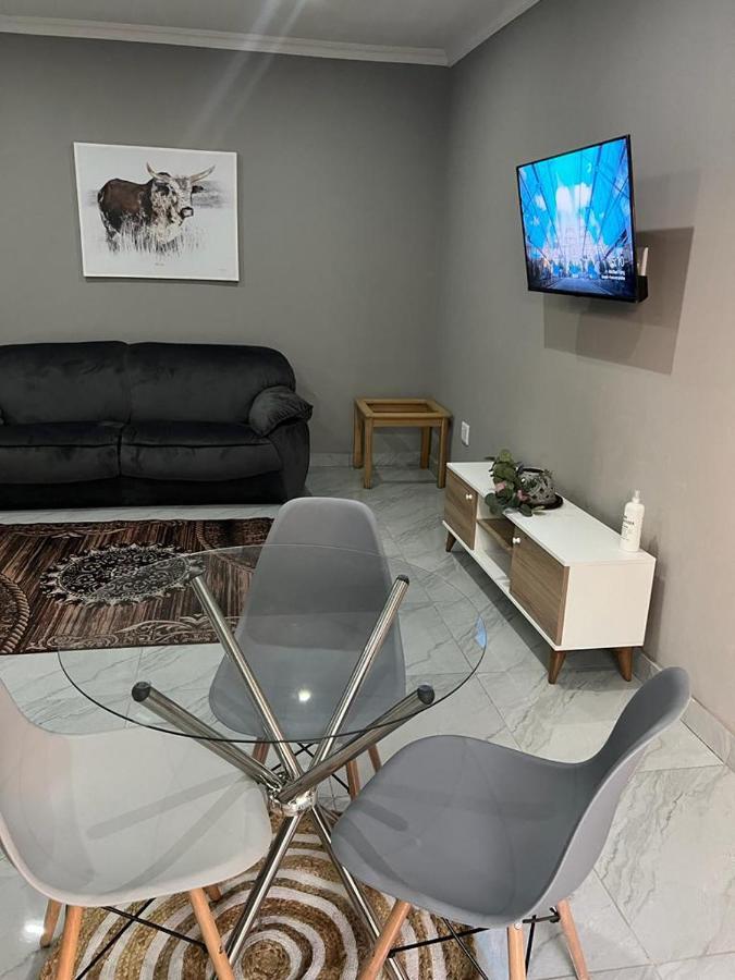 Willow Guest House Боксбурґ Екстер'єр фото