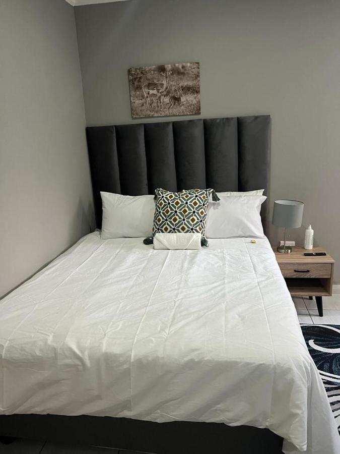 Willow Guest House Боксбурґ Екстер'єр фото